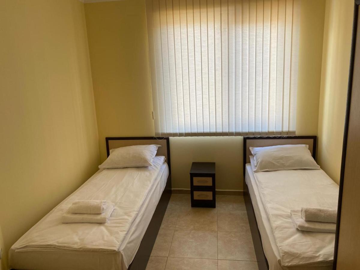 3 Room Family Apartment With Pool View Несебир Екстер'єр фото